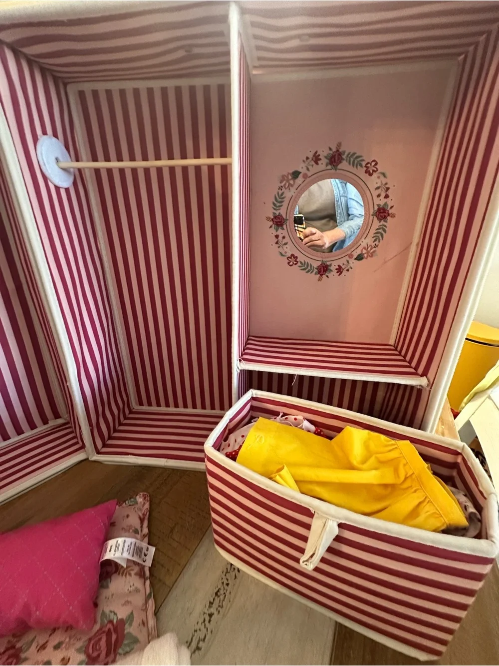 Matilda Jane Darling Dolly Closet Travel Trunk Doll Wardrobe - HTF